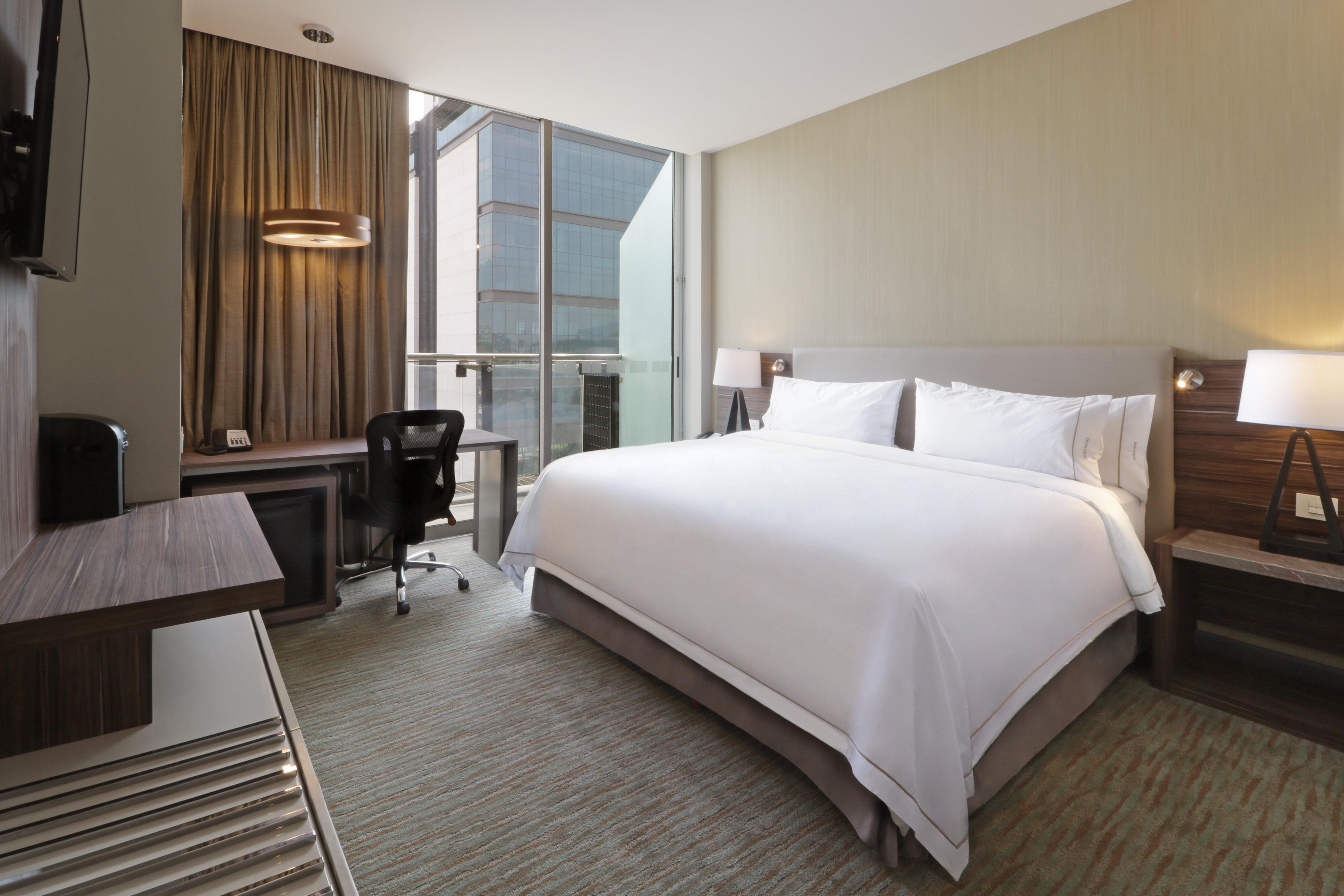 Holiday Inn Express & Suites Monterrey Valle By Ihg San Pedro Garza Garcia Bagian luar foto