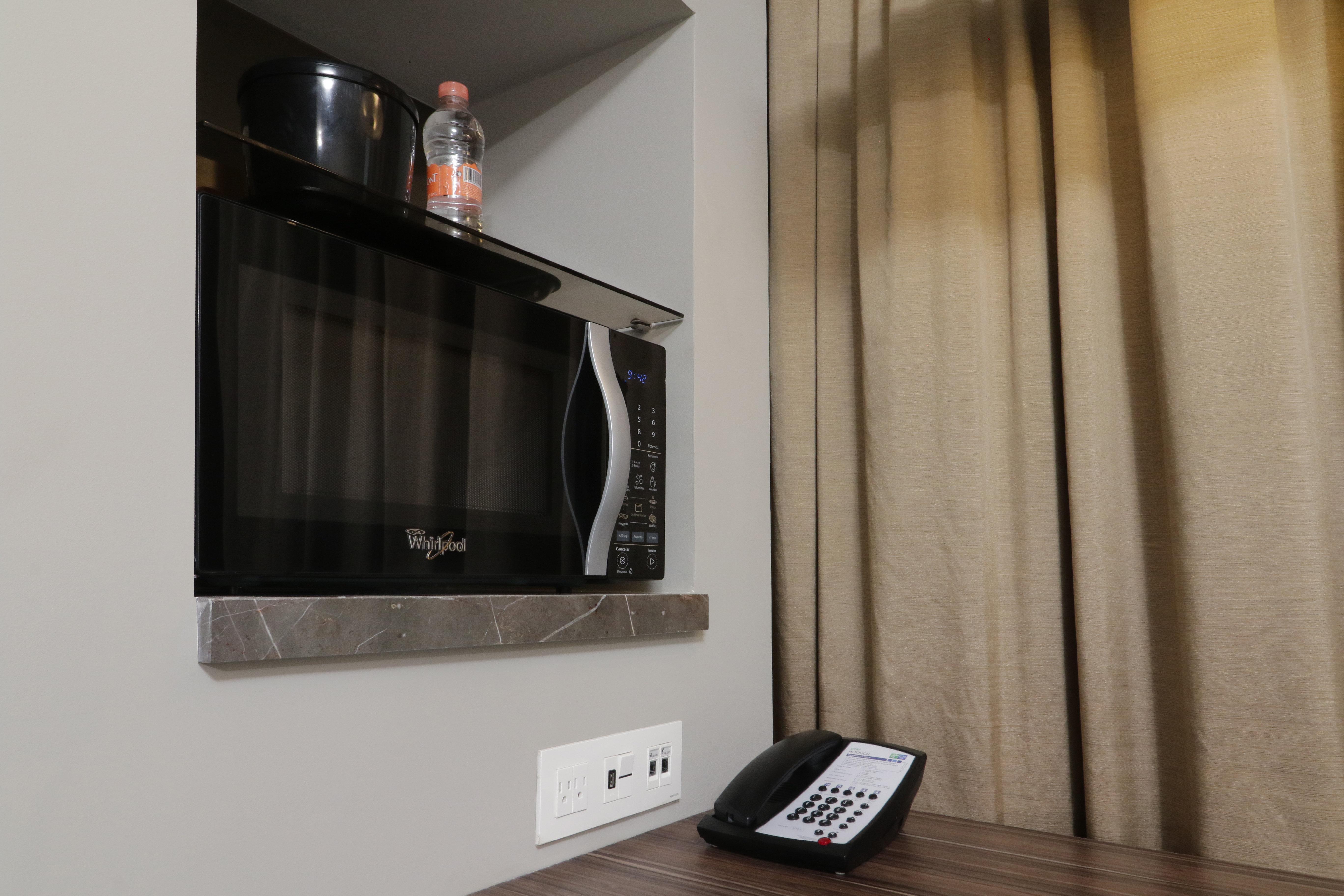 Holiday Inn Express & Suites Monterrey Valle By Ihg San Pedro Garza Garcia Bagian luar foto