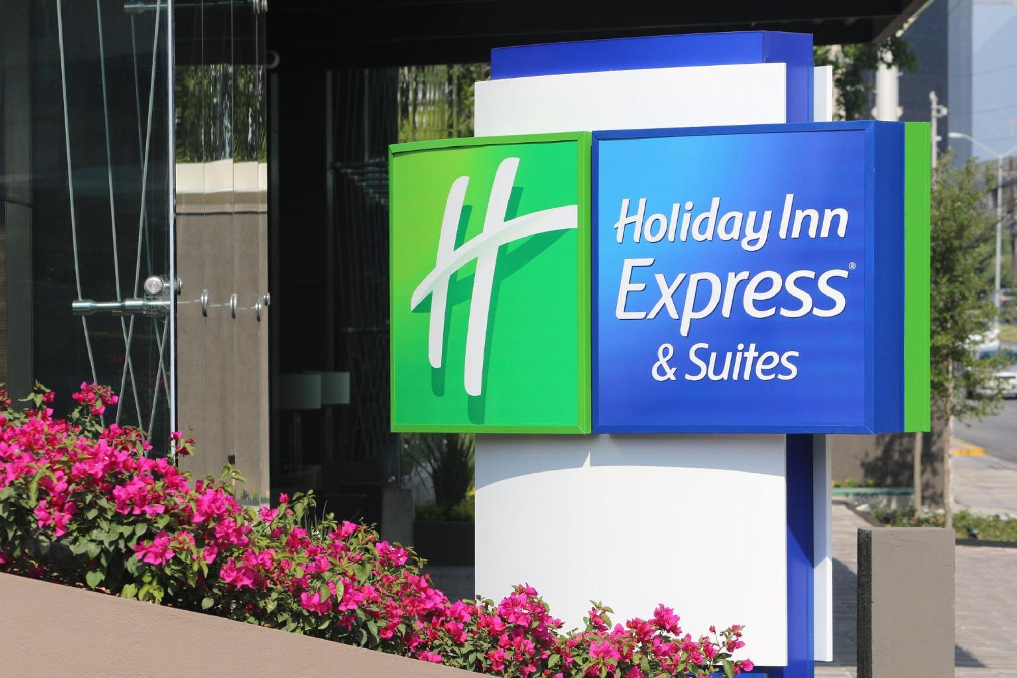 Holiday Inn Express & Suites Monterrey Valle By Ihg San Pedro Garza Garcia Bagian luar foto
