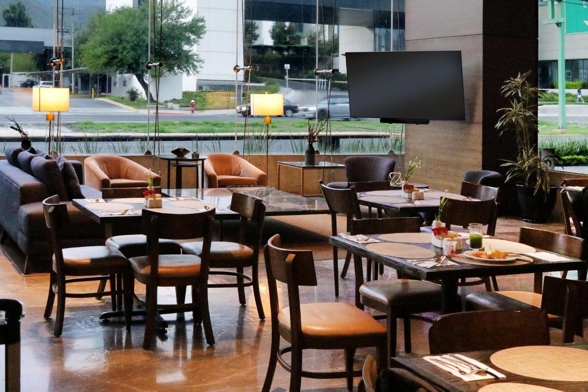 Holiday Inn Express & Suites Monterrey Valle By Ihg San Pedro Garza Garcia Bagian luar foto